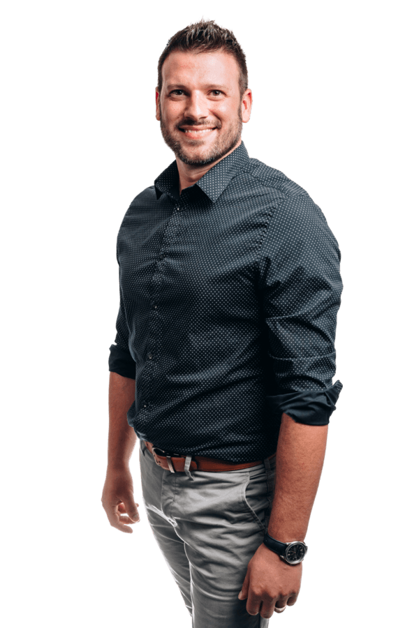 Real Estate Agent Mike Jovanovic